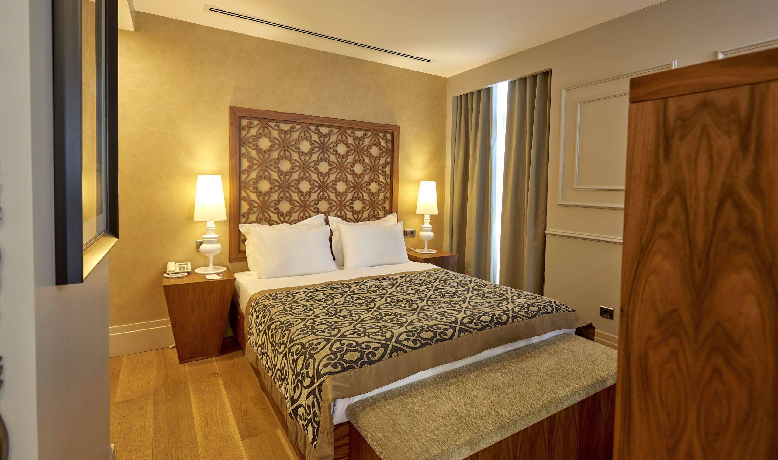 Akka Taksim-special Class Istambul