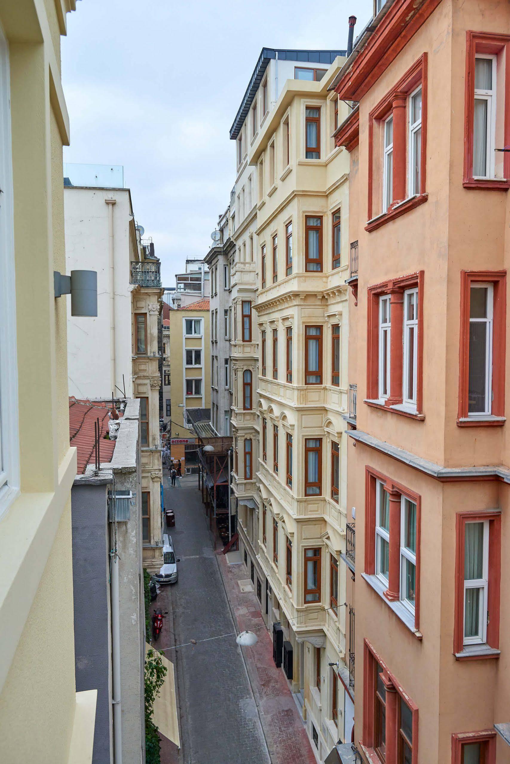 Akka Taksim-special Class Hotel Istambul
